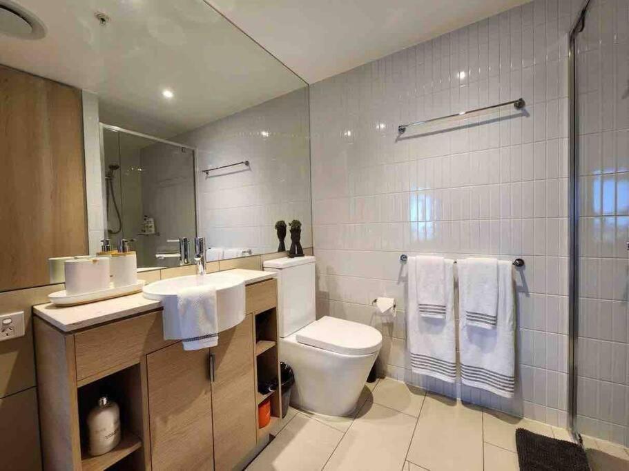 Broadbeach Business Or Leisure Гоулд Коуст Екстериор снимка