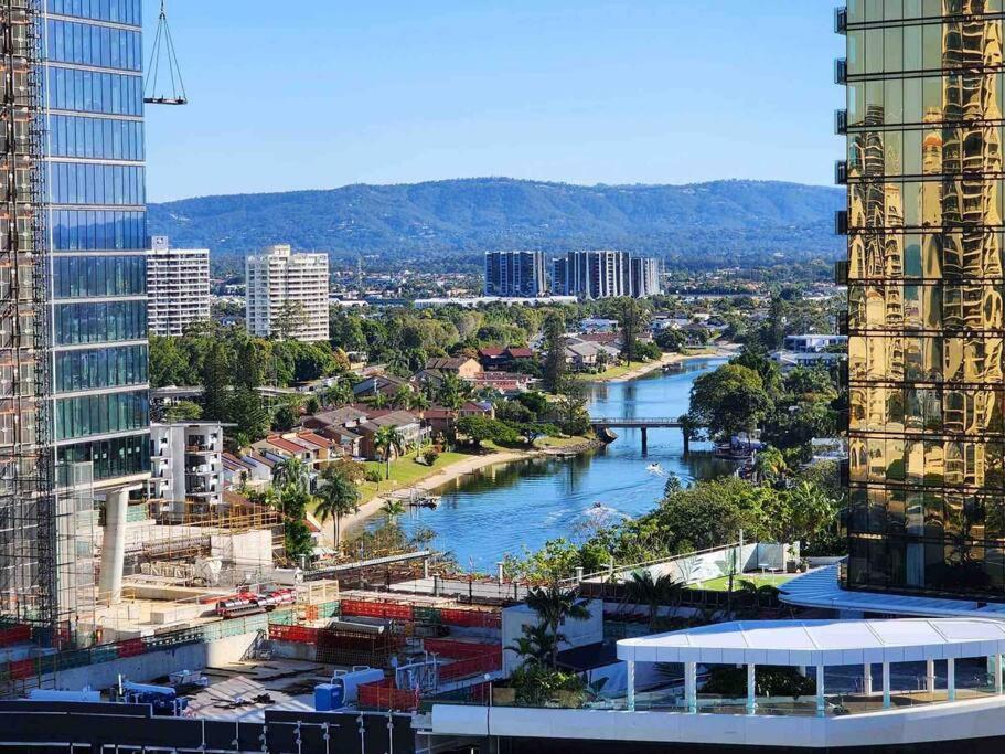 Broadbeach Business Or Leisure Гоулд Коуст Екстериор снимка