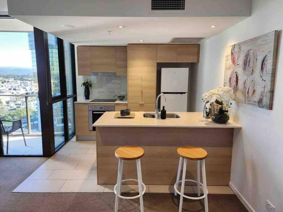 Broadbeach Business Or Leisure Гоулд Коуст Екстериор снимка